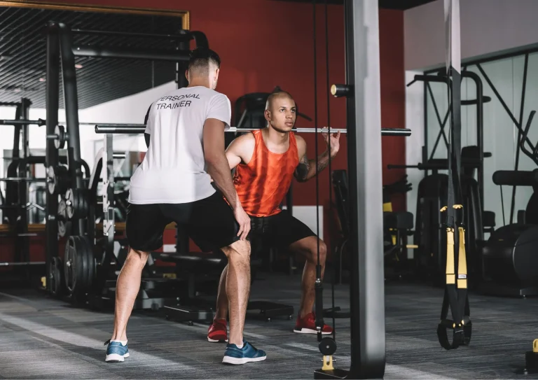 Image of a gym member doing a muscular endurance assessment